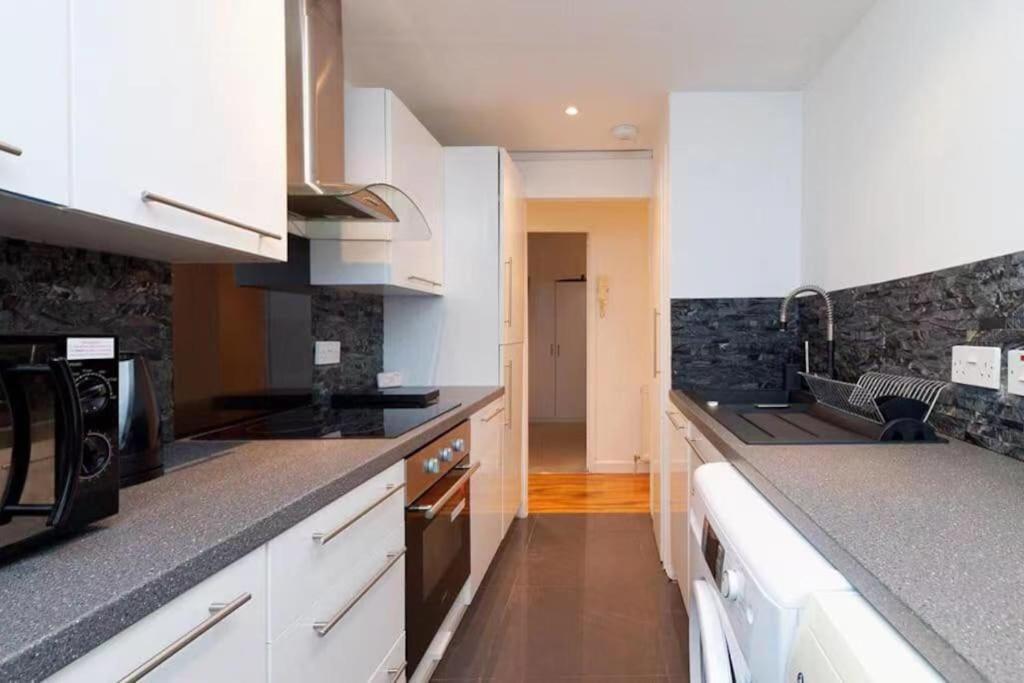 Light-Luxury Flat Appartement Glasgow Buitenkant foto