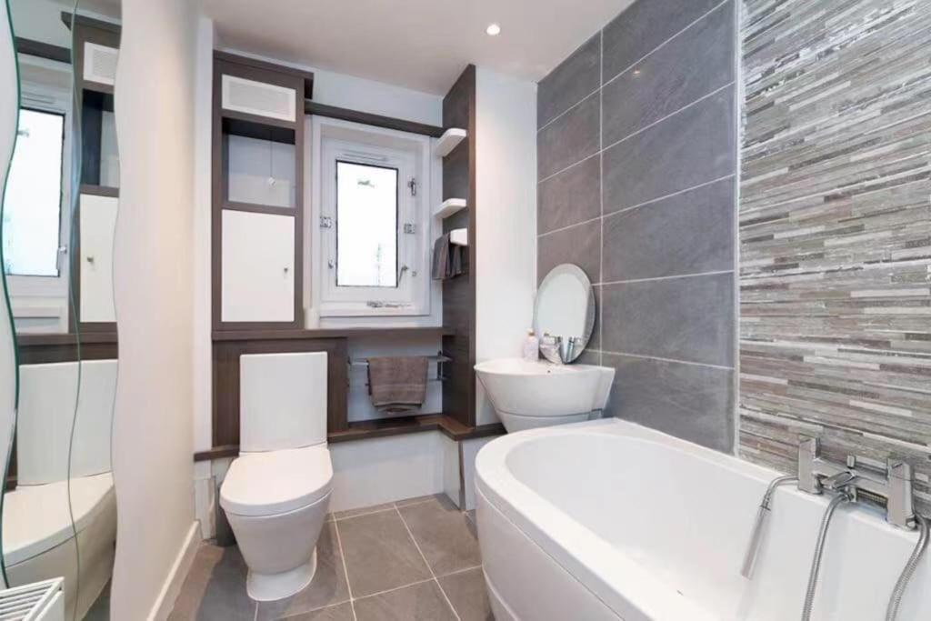 Light-Luxury Flat Appartement Glasgow Buitenkant foto